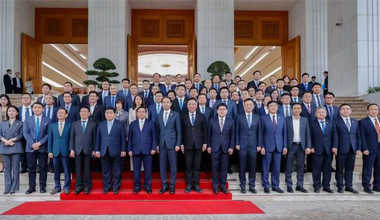 壹号娱乐官网参加越南总理范明政座谈会，共话中越绿色合作新机遇